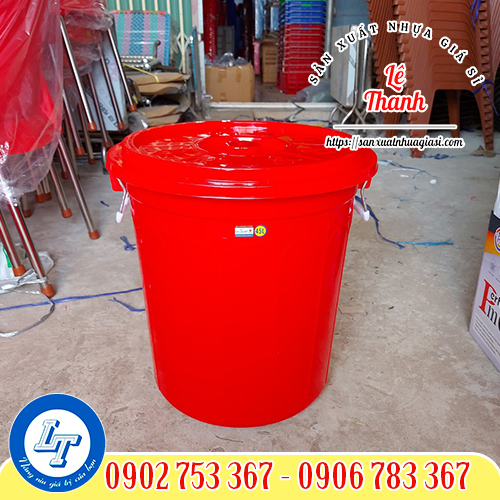Thùng nhựa tròn có nắp màu đỏ Thùng nhựa tròn có nắp màu đỏ
