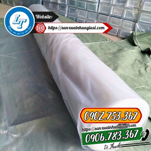 Màng nilon phủ gốc sầu riêng Màng nilon phủ gốc sầu riêng