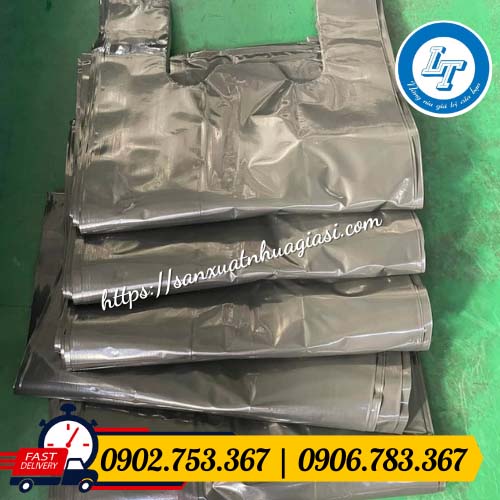 Sản xuất túi xốp đen 2 quai tại xưởng Sản xuất túi xốp đen 2 quai tại xưởng