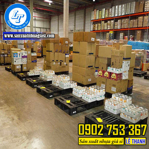 Ứng dụng Pallet nhựa trong kho bãi