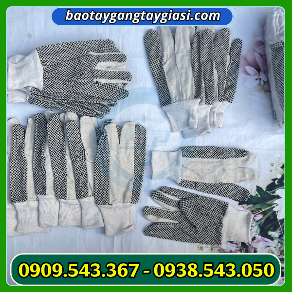 Găng tay vải bạt phủ hạt nhựa giá rẻ Găng tay vải bạt phủ hạt nhựa