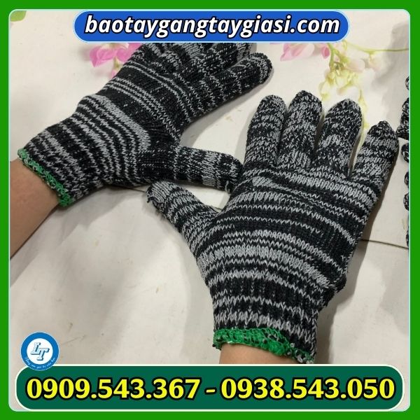 Găng tay len muối tiêu Găng tay len muối tiêu