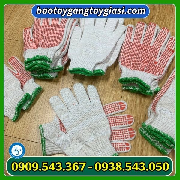 Găng tay len phủ hạt nhựa Găng tay len phủ hạt nhựa