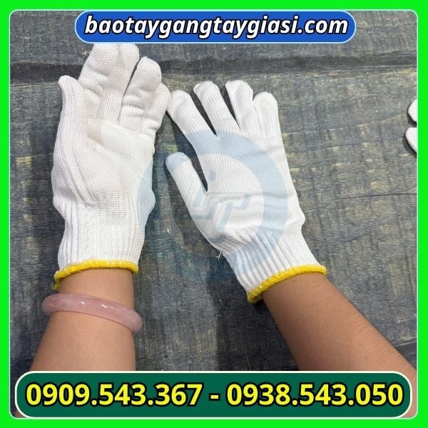 Găng tay len poly trắng 40g viền vàng đẹp Găng tay len poly trắng 40g