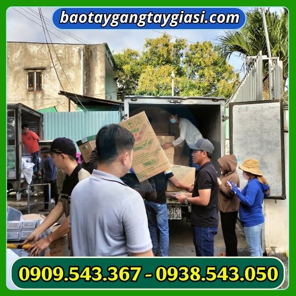 Xuất hàng tại công ty Lê Thanh Xuất hàng tại công ty lê thanh