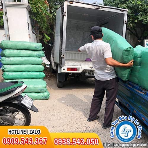 Găng tay len màu kem giao nhanh