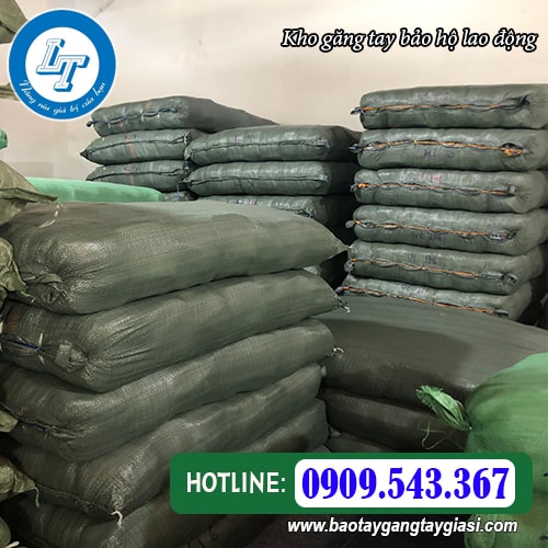 Bán găng phủ sơn xanh