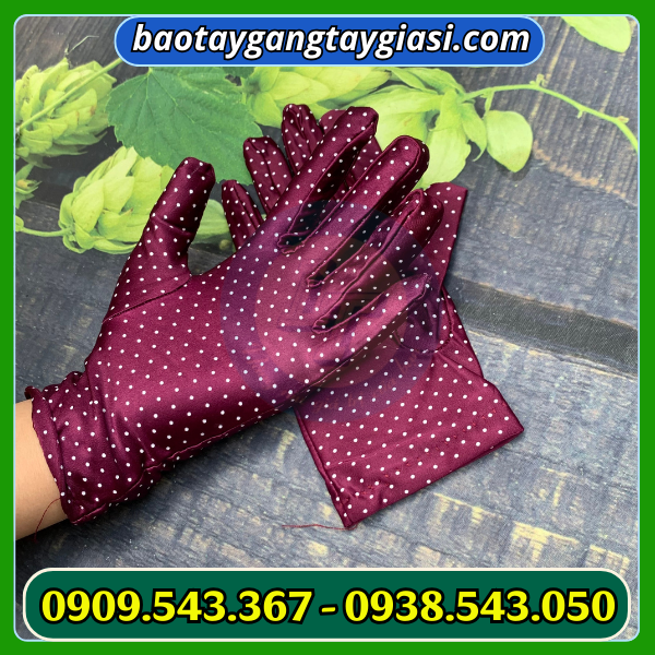Găng tay thời trang chấm bi Găng tay thời trang chấm bi