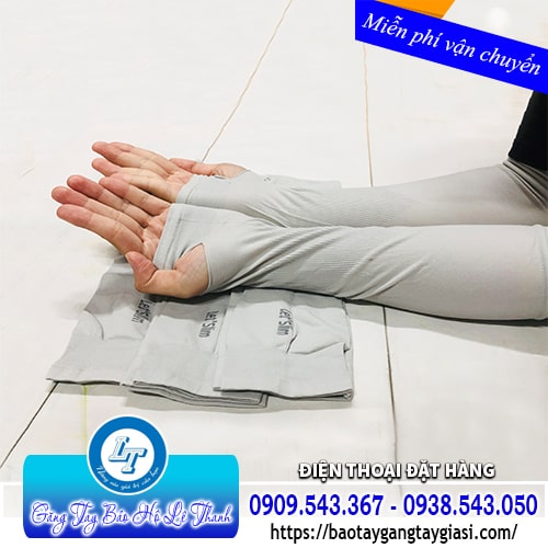 Găng tay chống nắng xỏ ngón siêu tiện lợi Găng tay chống nắng xỏ ngón siêu tiện lợi