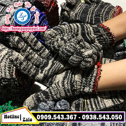 Găng tay len muối tiêu 40g ôm sát tay dễ dàng thao tác Găng tay len muối tiêu 40g ôm sát tay dễ dàng thao tác