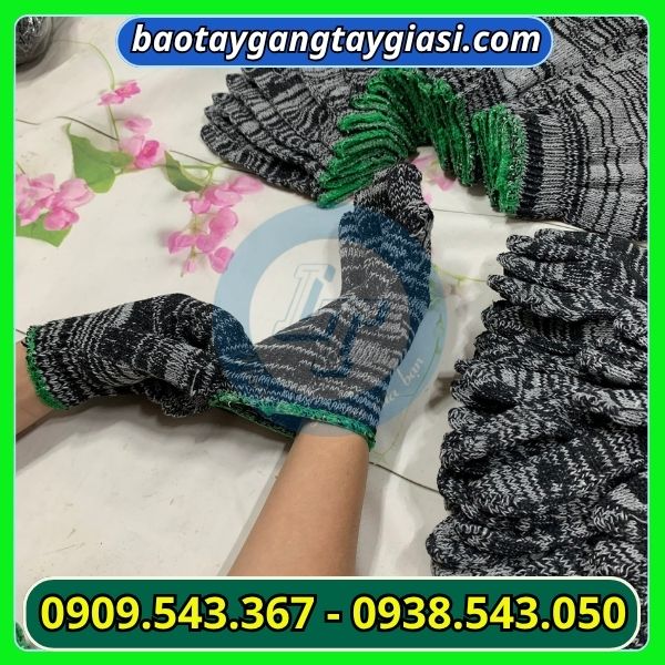 Gănng tay len muối tiêu 50g Gănng tay len muối tiêu 50g