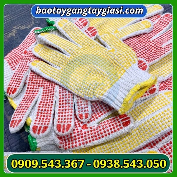 Găng tay len phủ hạt nhựa Găng tay len phủ hạt nhựa