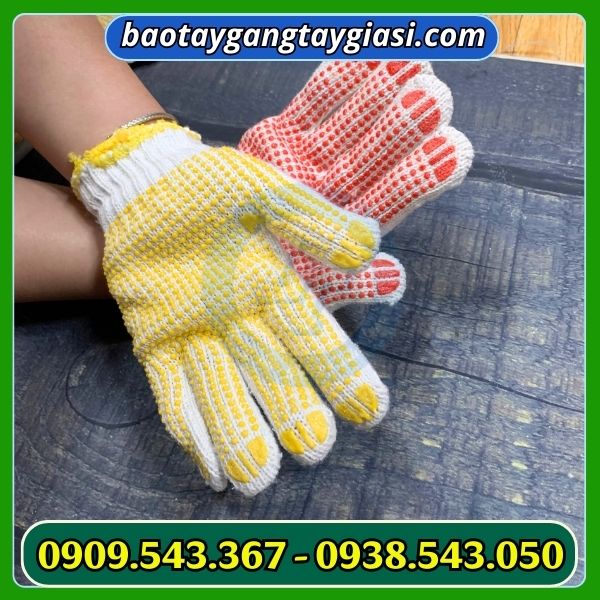 Găng tay len phủ hạt nhựa nhiều màu Găng tay len phủ hạt nhựa siêu bền giá tốt