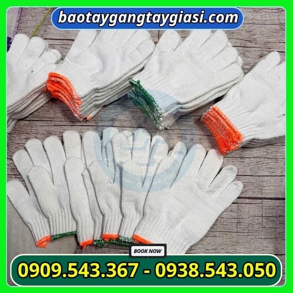 Găng tay len trắng Găng tay len trắng