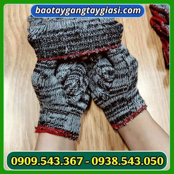 Găng tay len muối tiêu Găng tay len muối tiêu