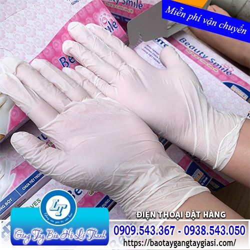 Găng tay nha khoa Beauty Smile màu trắng không bột Găng tay nha khoa Beauty Smile màu trắng không bột