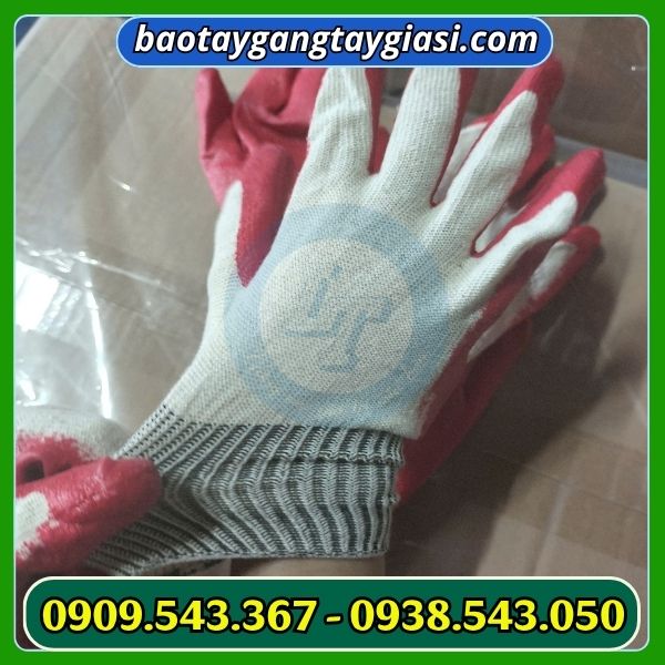 Găng tay nhúng nhựa đỏ giá rẻ Găng tay nhúng nhựa đỏ giá sỉ