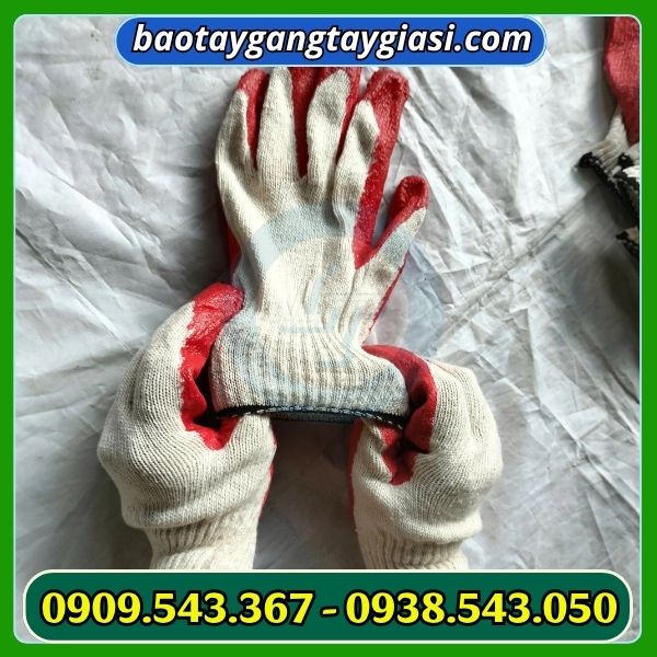 Găng tay nhúng nhựa đỏ Găng tay nhúng nhựa đỏ