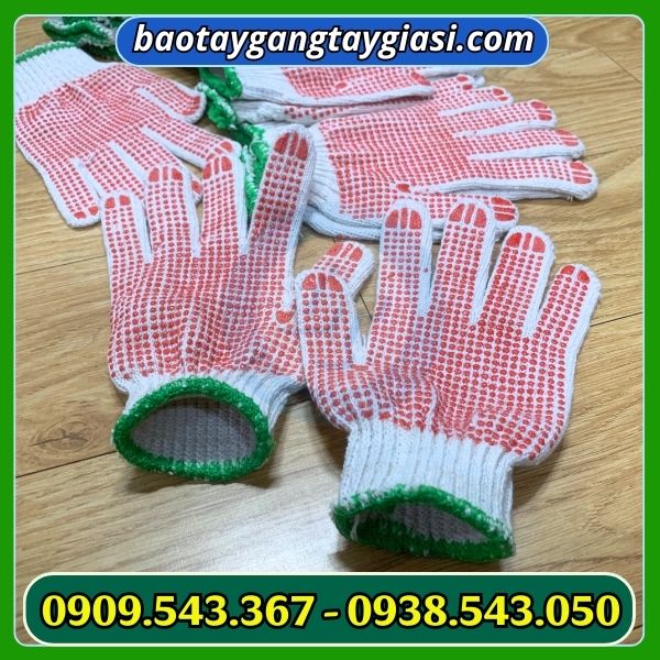 Găng tay phủ hạt nhựa Găng tay phủ hạt nhựa