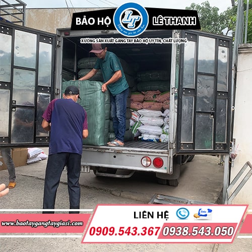 Găng tay phủ hạt nhựa giá sỉ ở Tiền Giang Găng tay phủ hạt nhựa giá sỉ ở Tiền Giang