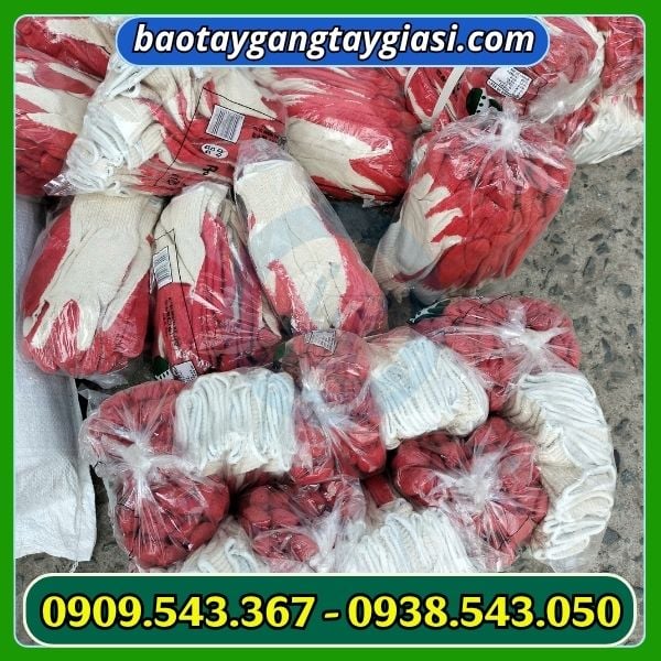 Găng tay phủ sơn đỏ bịch 10 đôi Găng tay phủ sơn đỏ bịch 10 đôi