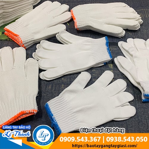 Găng tay poly giá rẻ sản xuất tại xưởng Găng tay poly giá rẻ sản xuất tại xưởng