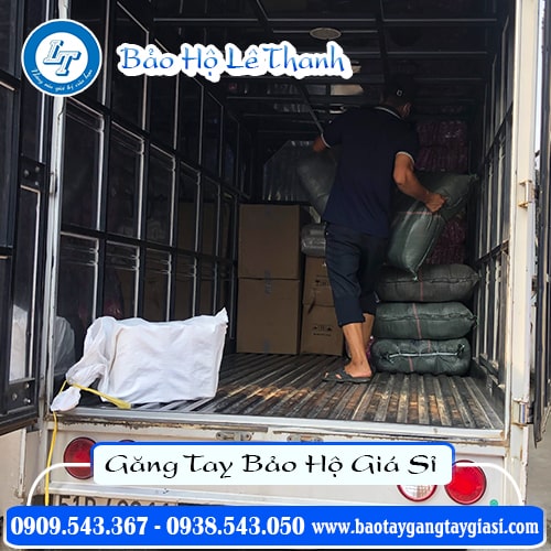 Găng tay poly giao tận nơi