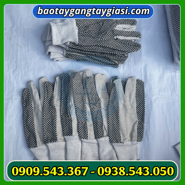 Găng tay vải bạt phủ hạt nhựa Găng tay vải bạt phủ hạt nhựa