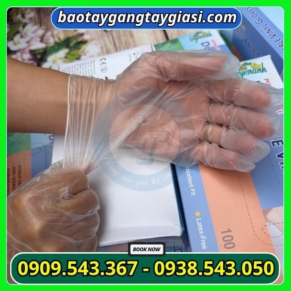 Găng tay vinyl trong suốt có phom găng thoải mái Găng tay vinyl trong suốt