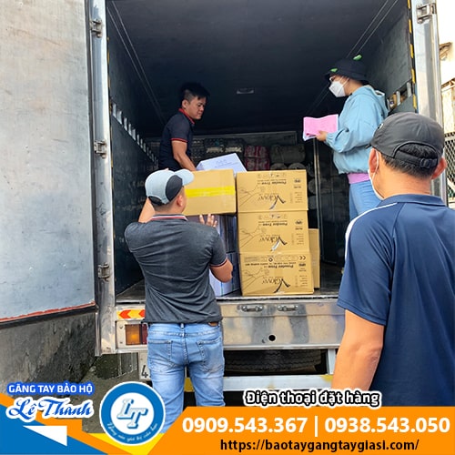 Găng tay y tế có bột giao nhanh tận nơi