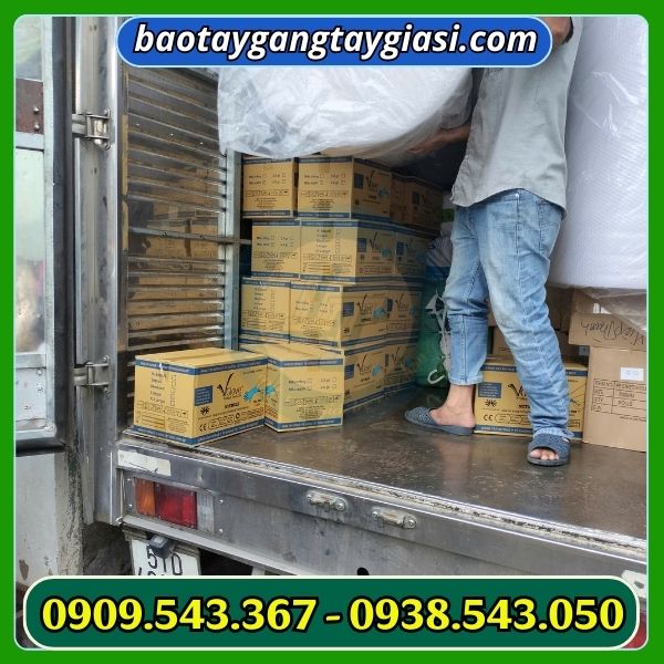 Giao găng tay y tế Giao găng tay y tế