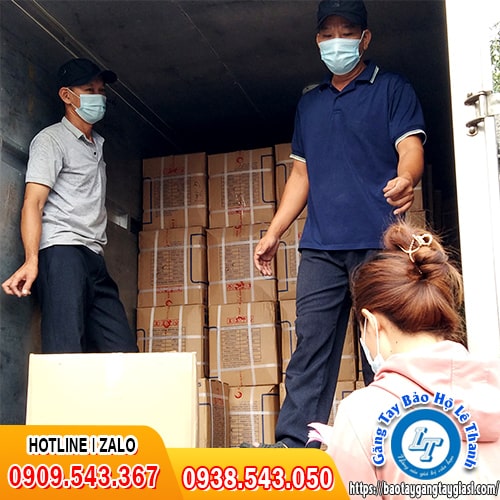 Giao hàng miễn phí tạn nơi đúng hẹn tại TPHCM Giao hàng miễn phí tạn nơi đúng hẹn tại TPHCM