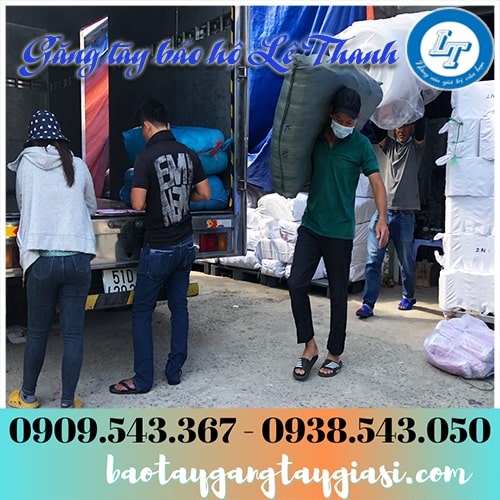 Giao hàng ống tay chông nắng giá tốt