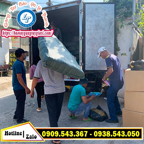 Giao nhanh đúng hẹn tận nơi toàn quốc Giao nhanh đúng hẹn tận nơi toàn quốc