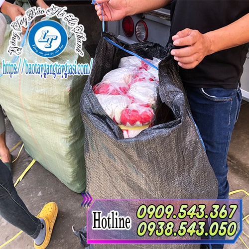 Giao sỉ găng tay len phủ cao su cho khách