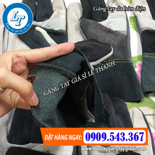 kiểm tra găng tay da hàn điện trước khi sử dụng kiểm tra găng tay da hàn điện trước khi sử dụng