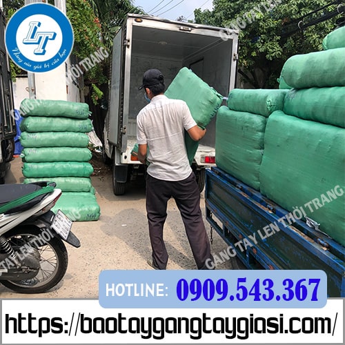 Mua găng tay len thời trang