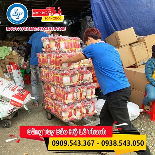 Nhận bỏ sỉ găng tay nhúng nhựa tận nơi Nhận bỏ sỉ găng tay nhúng nhựa tận nơi