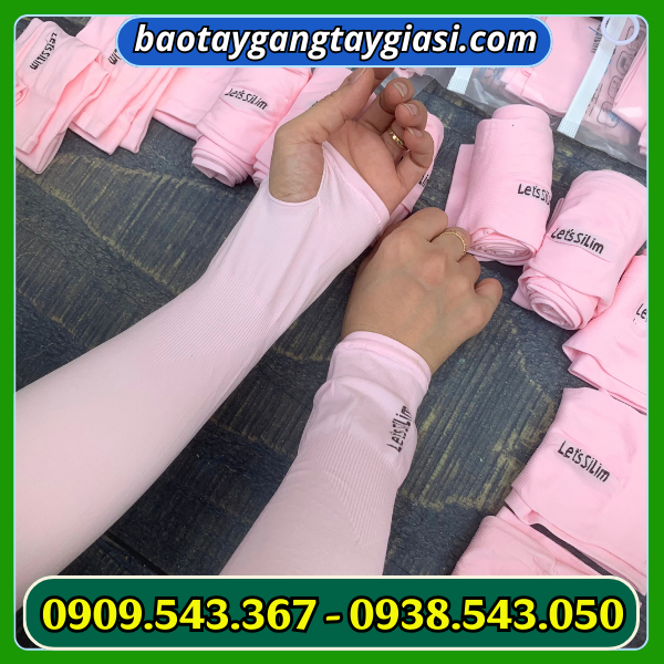 Bao tay chống nắng màu hồng Bao tay chống nắng màu hồng