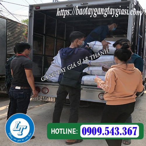 Sỉ găng tay hạt nhựa