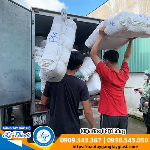 Vận chuyển toàn quốc nhanh chóng đúng hẹn Vận chuyển toàn quốc nhanh chóng đúng hẹn