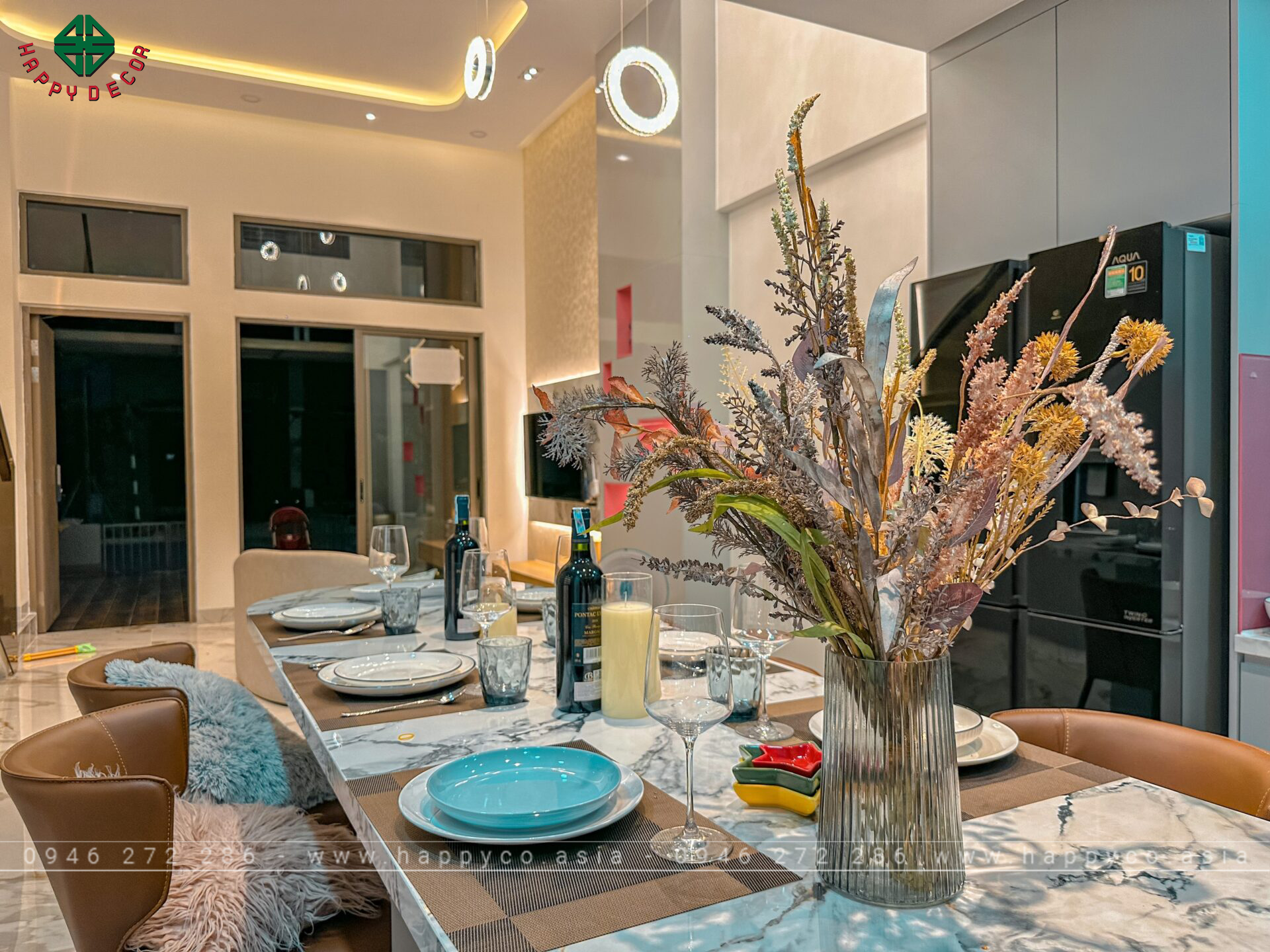 Phong cách thiết kế sang trọng và hiện đại - Mẫu 01