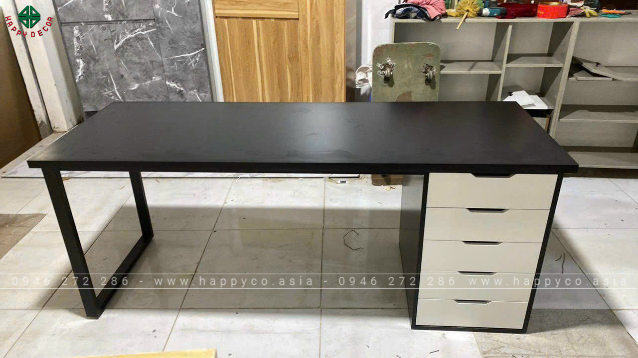 Bàn giám đốc ván công nghiệp hiện đại BGD6817