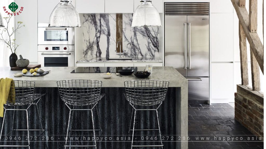 Đá hoa cương kết hợp với kim loại đem đến vẻ sang trọng, tính thẩm mỹ cao cho nhà bếp