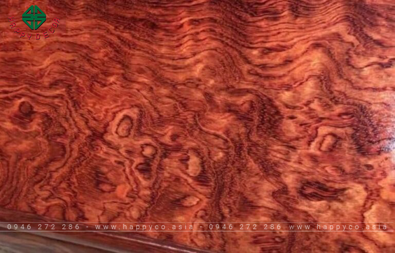 Gỗ cẩm lai đỏ vân bắt mắt