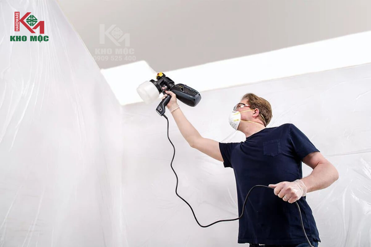 huong-dan-cach-su-dung-sung-phun-son-cam-tay