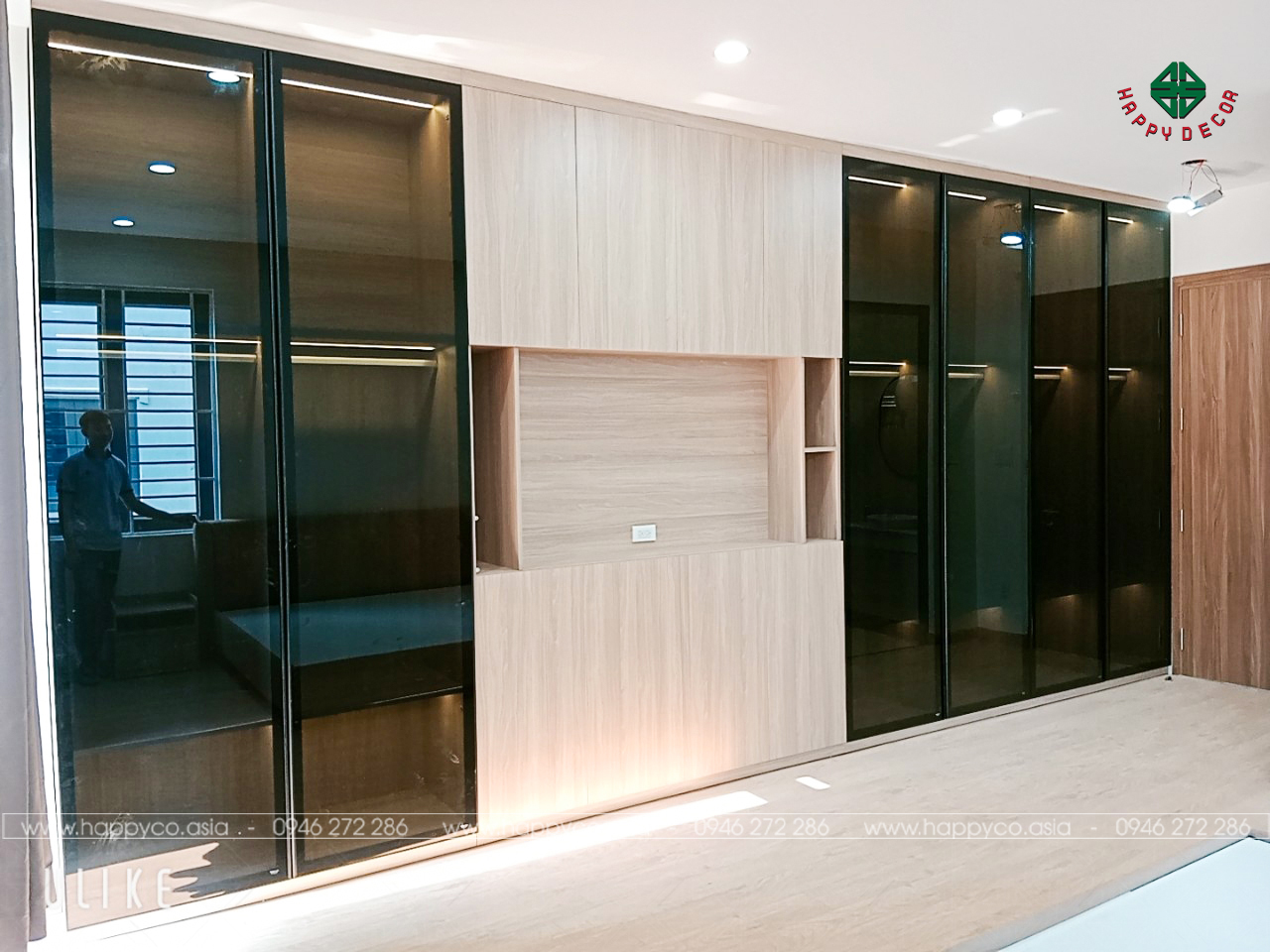 cua-khung-0nhom-canh-kinh-happyco