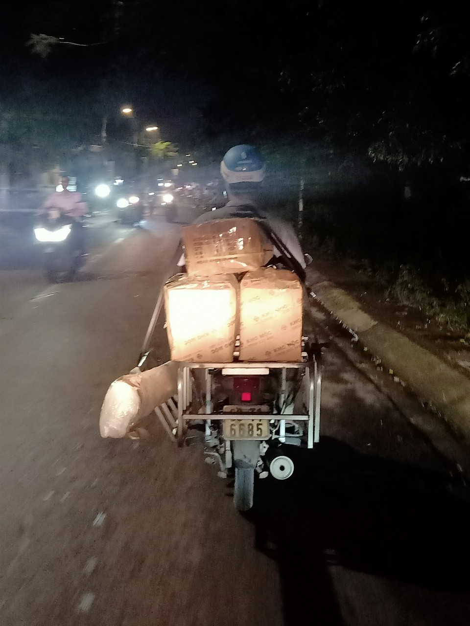 Phụ kiện ngành gỗ