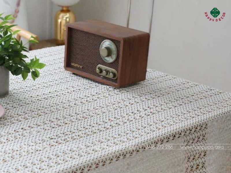 khan-tra-ban-trang-tri-dep-happy-decor