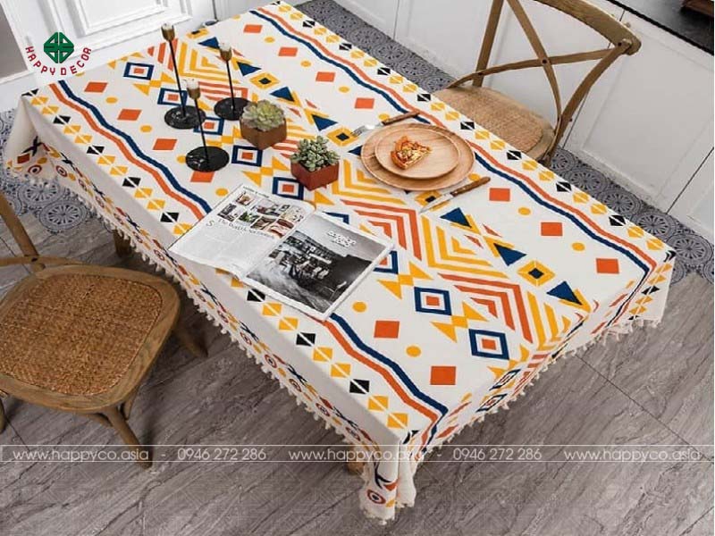 khan-tra-ban-trang-tri-dep-happy-decor